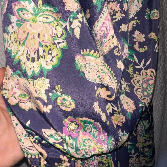 Sleeveless Short Dress - Picture 4 of 4